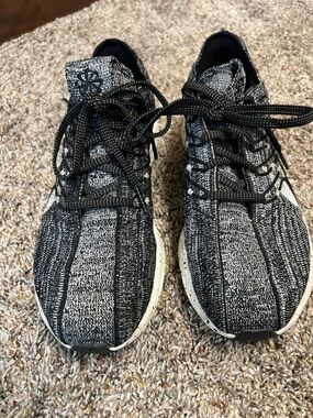 Black and grey NIKE Sneakers